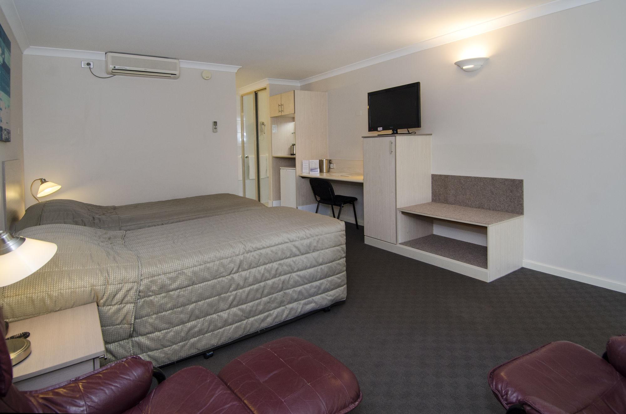 Quality Inn Railway Motel Kalgoorlie Exteriör bild