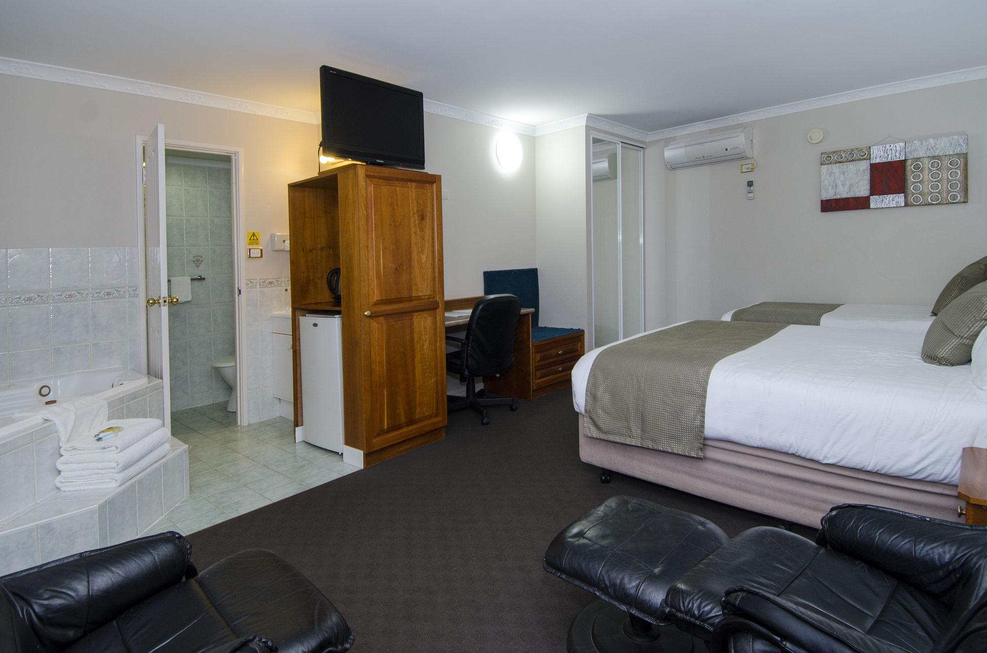 Quality Inn Railway Motel Kalgoorlie Exteriör bild