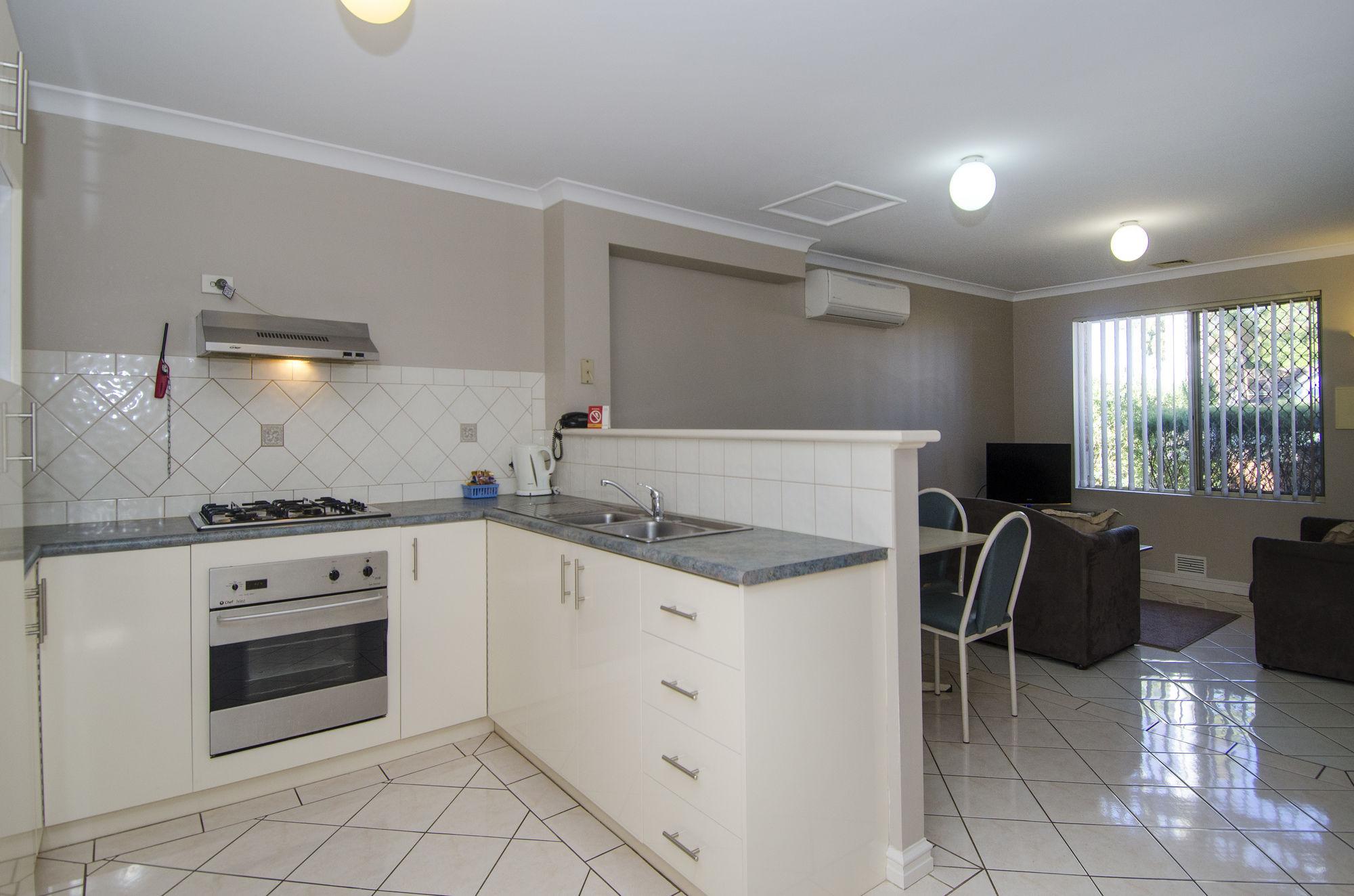 Quality Inn Railway Motel Kalgoorlie Exteriör bild